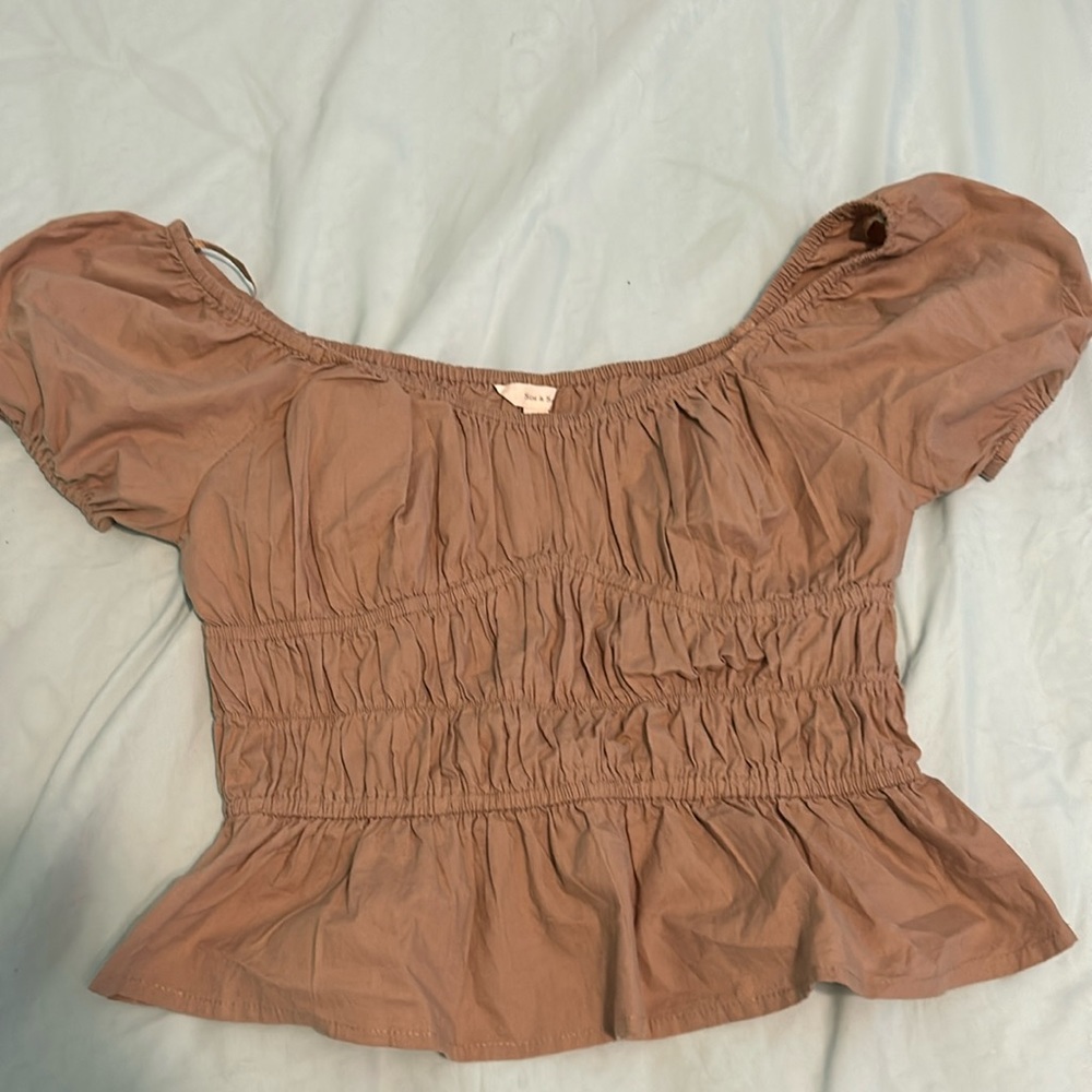 Sim and Sam tan Woman’s blouse
